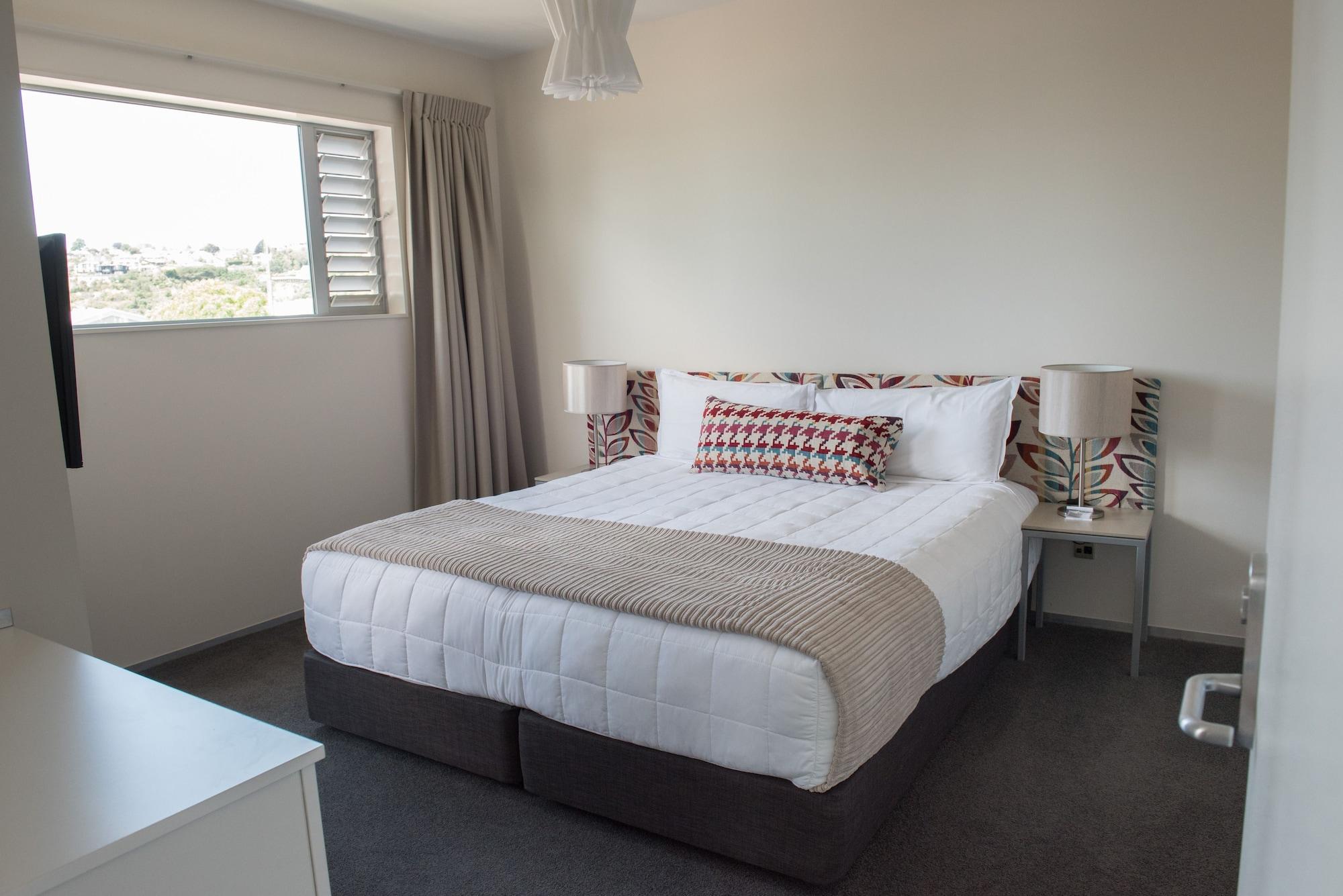 Navigate Seaside Hotel & Apartments Napier Exterior photo