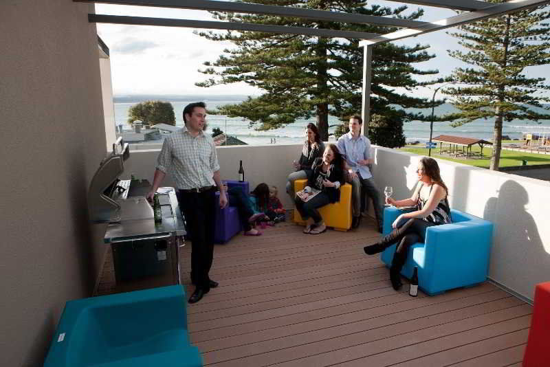 Navigate Seaside Hotel & Apartments Napier Exterior photo