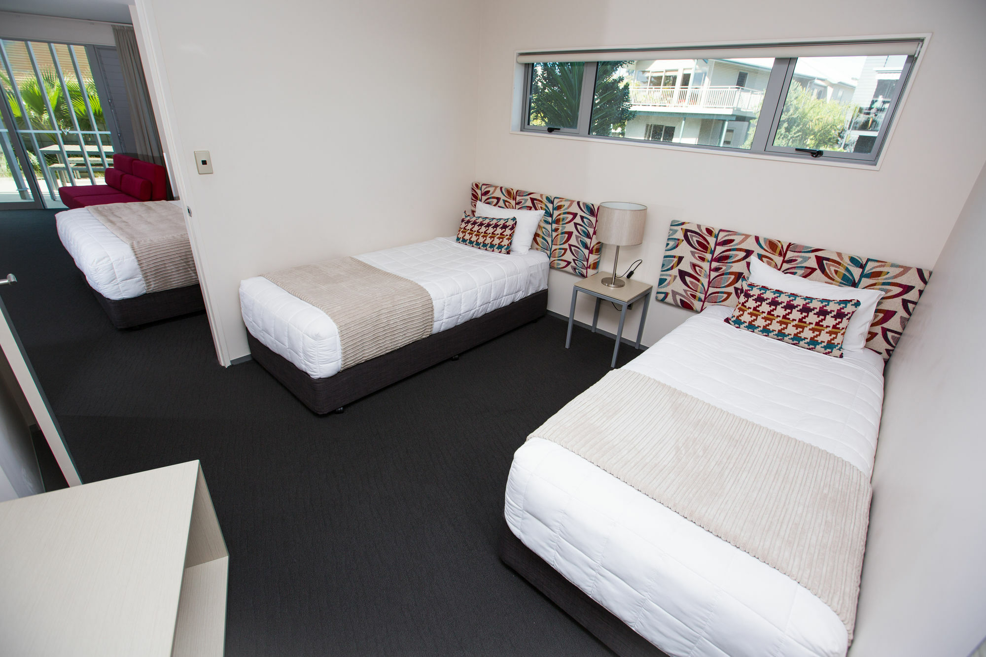 Navigate Seaside Hotel & Apartments Napier Exterior photo