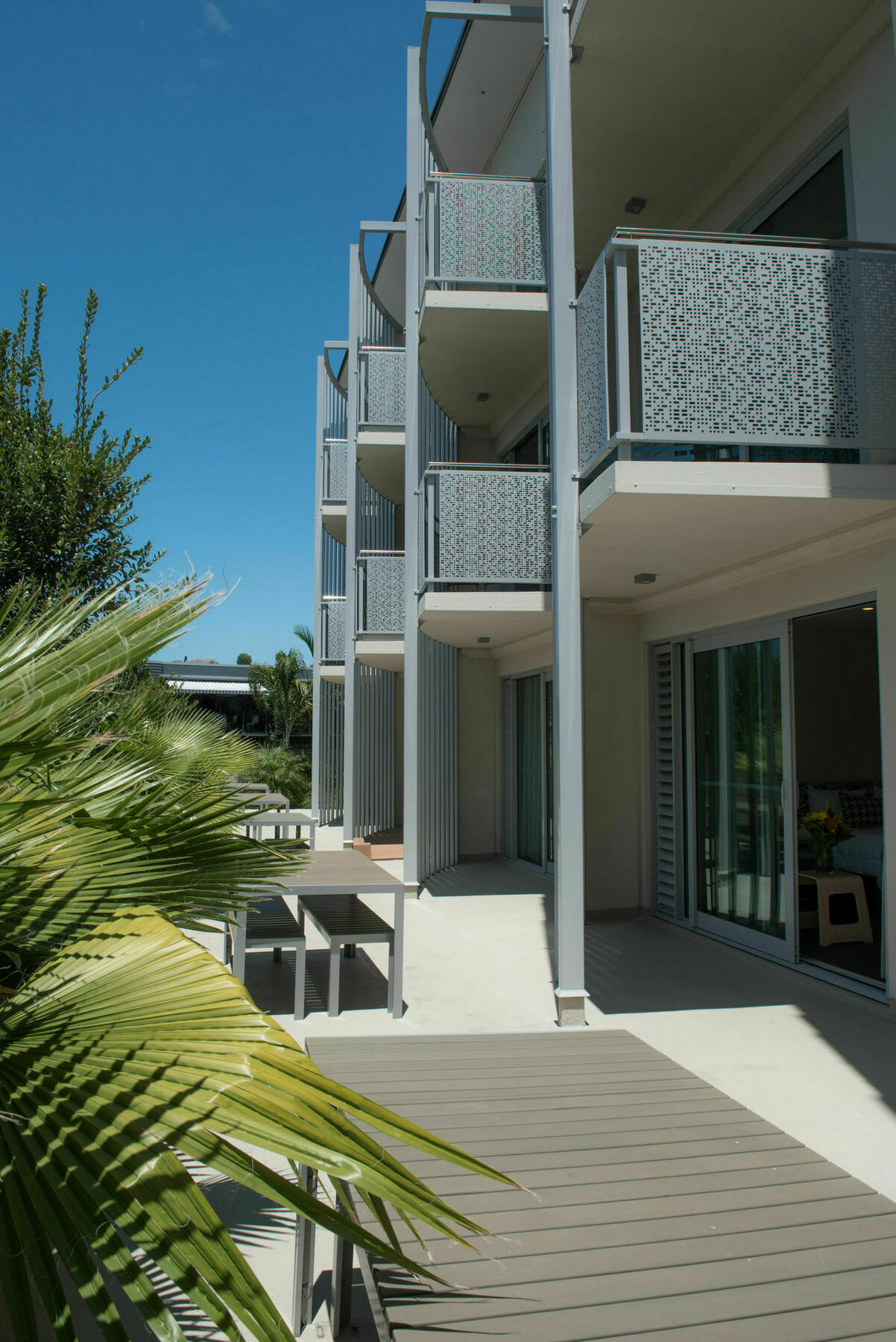 Navigate Seaside Hotel & Apartments Napier Exterior photo